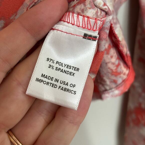 NWT Evereve Keira Smocked Neck Blouse - Size XS - Picture 8 of 9